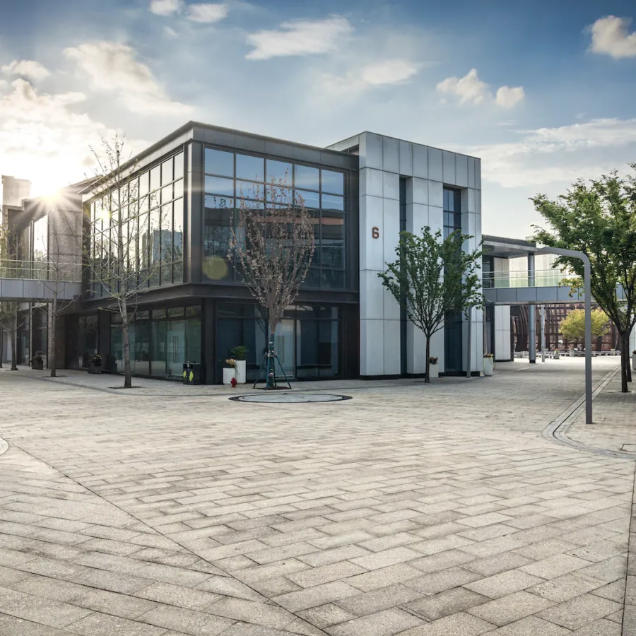 Verejne budovy smaller